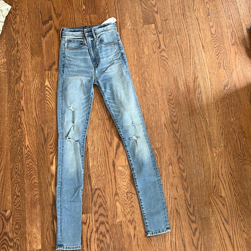 abercrombie jeans